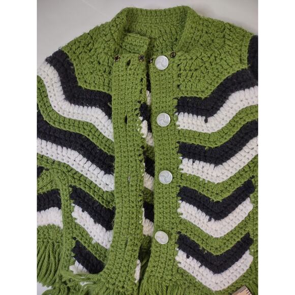 Vintage Handmade 1970s Crocheted Toddler Poncho Green Black White Chevron Retro* - Picture 3 of 10